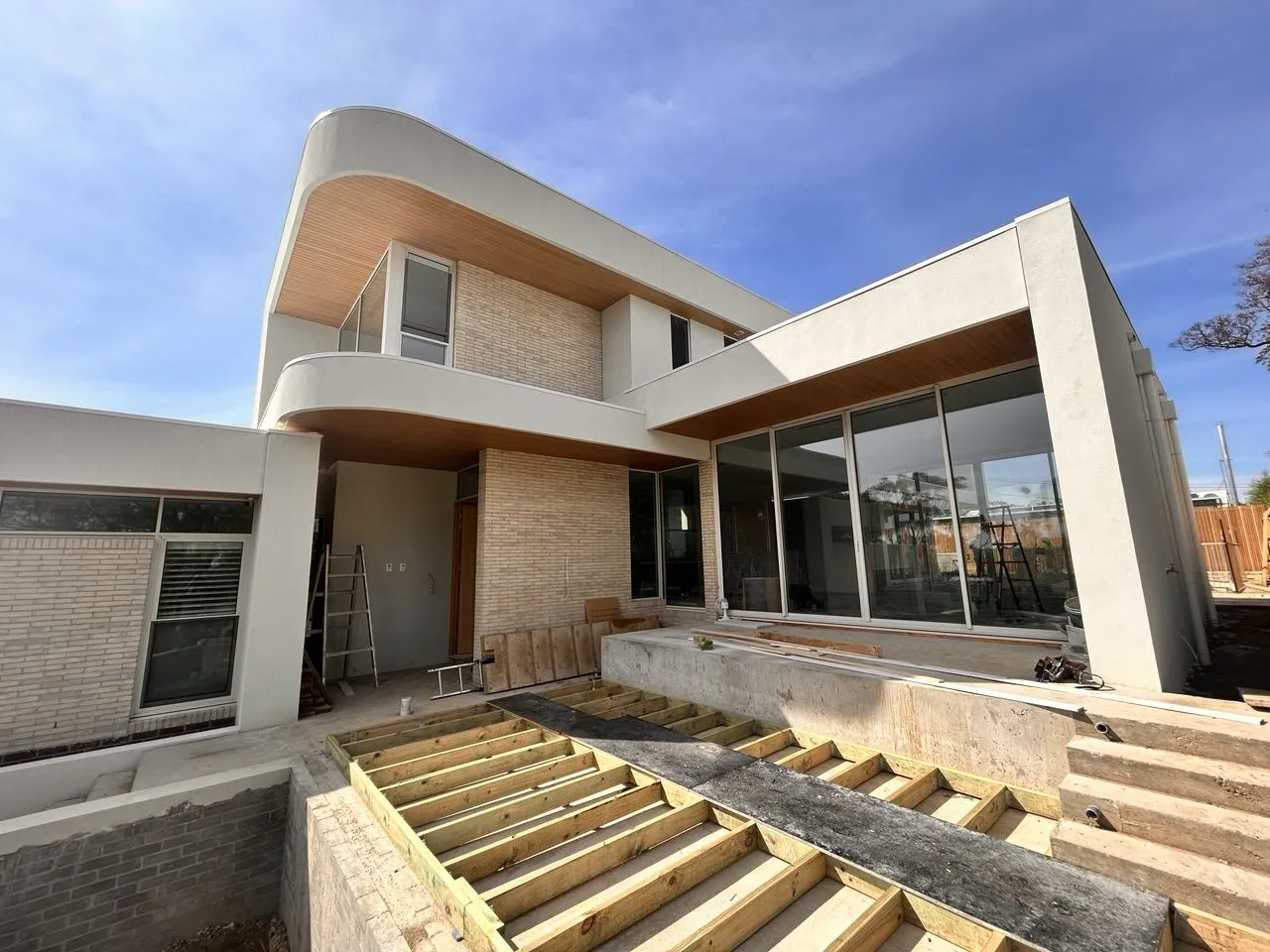 Modern Residential Aluminum Window & Door Project