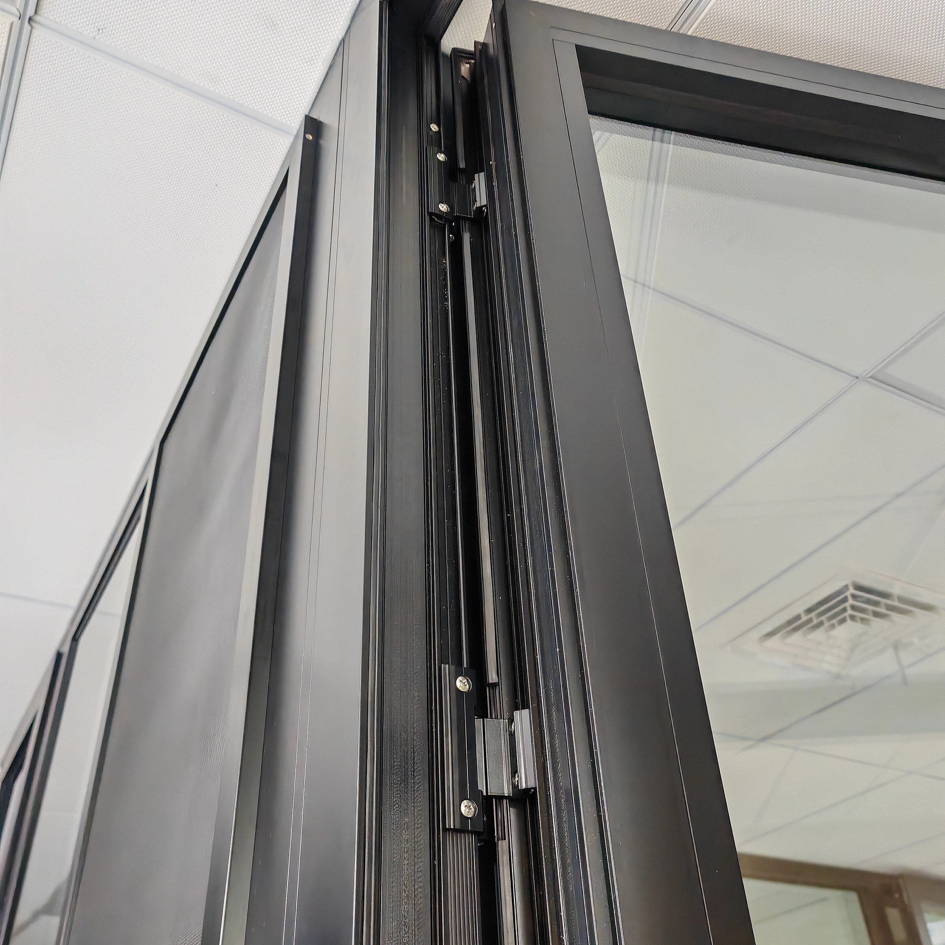 Screen-Ready Thermal Break Aluminum Hinged Door